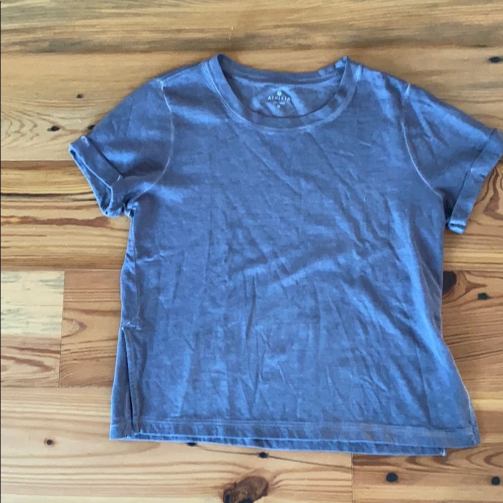 Athleta tee